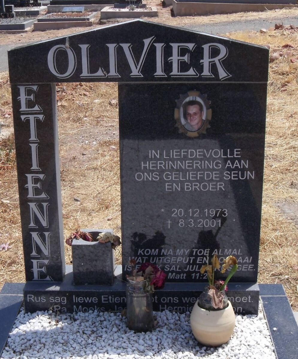 OLIVIER Etienne 1973-2001