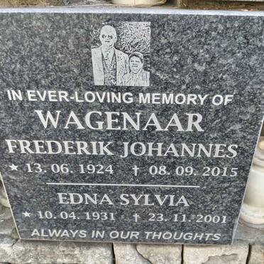 WAGENAAR Frederik Johannes 1924-2015 & Edna Sylvia 1931-2001