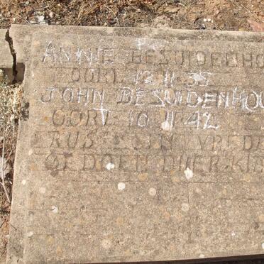 BEZUIDENHOUT John -1942 &amp; Annie -1935