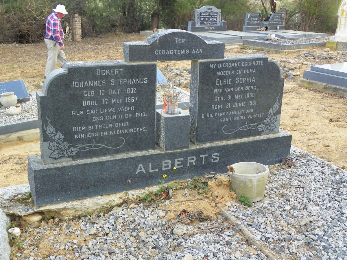 ALBERTS Ockert Johannes Stephanus 1882-1967 &amp; Elsie Sophia VAN DEN BERG 1880-1961