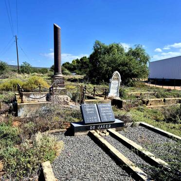 Western Cape, OUDTSHOORN district, Buffelsdrift 116, Buffelsdrif, farm cemetery