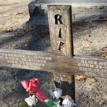 MEYER Frederick C. 1968-1994 &amp; Alice 1933-2008