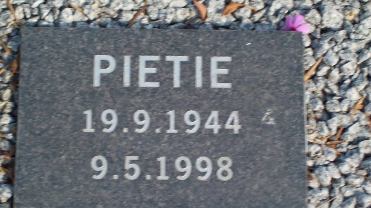 DEMPERS Pietie 1944-1998