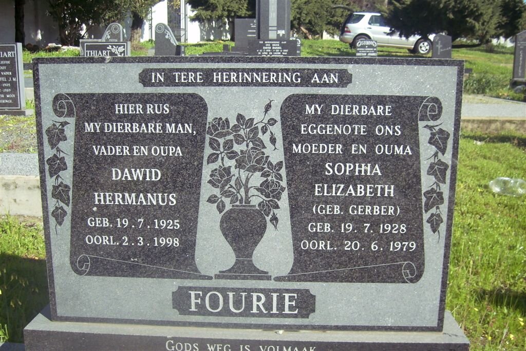 FOURIE Dawid Hermanus 1925-1998 &amp; Sophia Elizabeth GERBER 1928-1979