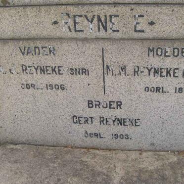 REYNEKE A.J. -1906 &amp; M.M. CILLIE -1892 :: REYNEKE Gert -1903