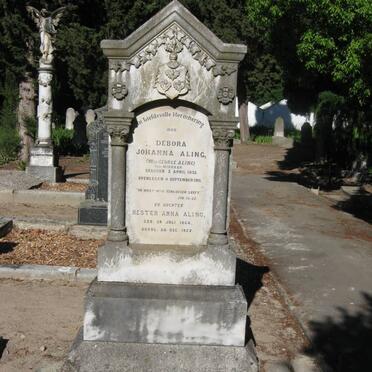 A - Surnames :: Vanne - A