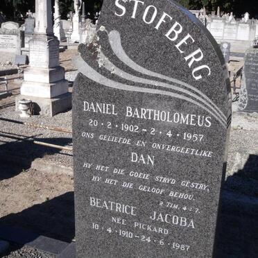 STOFBERG Daniel Bartholomeus 1902-1957 &amp; Beatrice Jacoba PICKARD 1910-1987