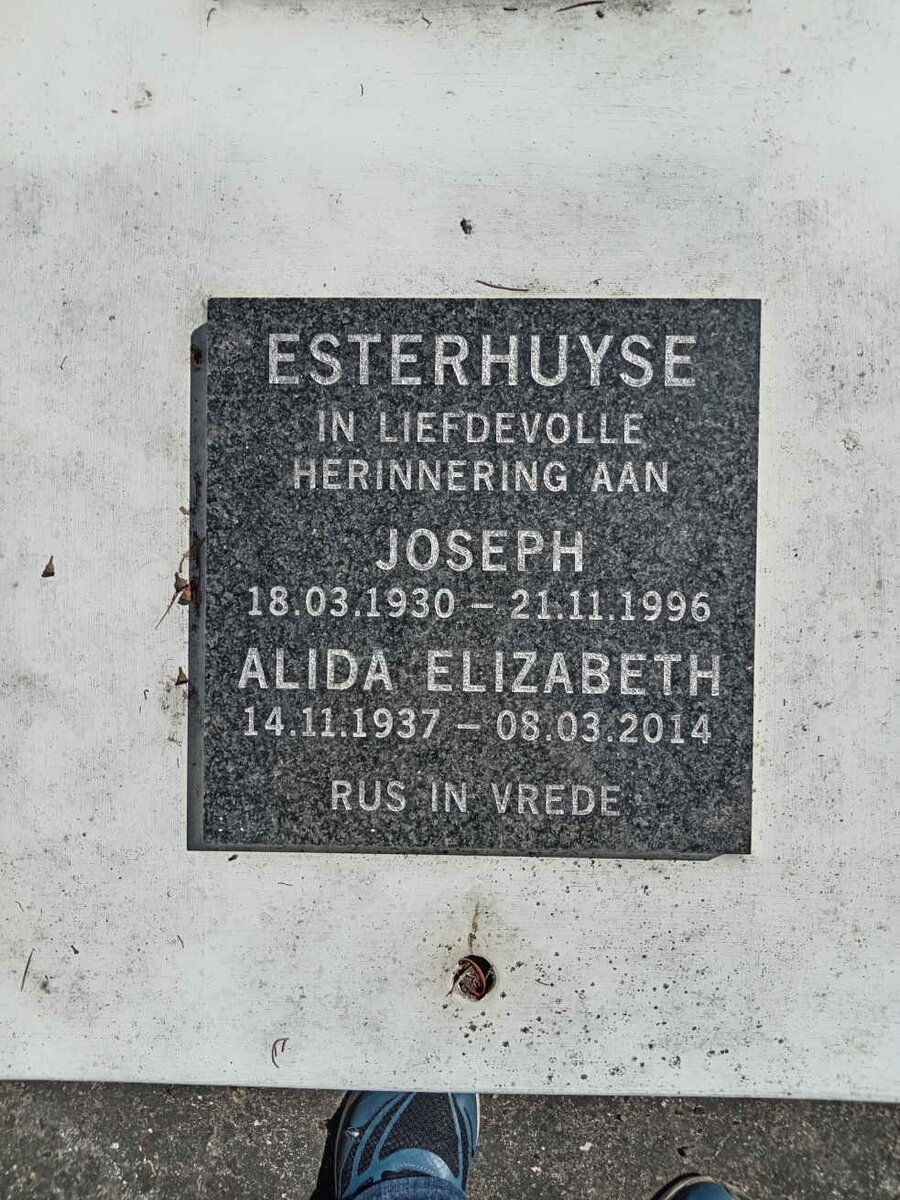 ESTERHUYSE Joseph 1930-1996 &amp; Alida Elizabeth 1937-2014