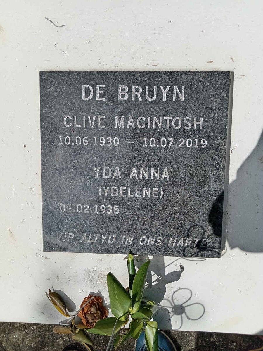 BRUYN Clive Macintosh, de 1930-2019 &amp; Yda Anna 1935-