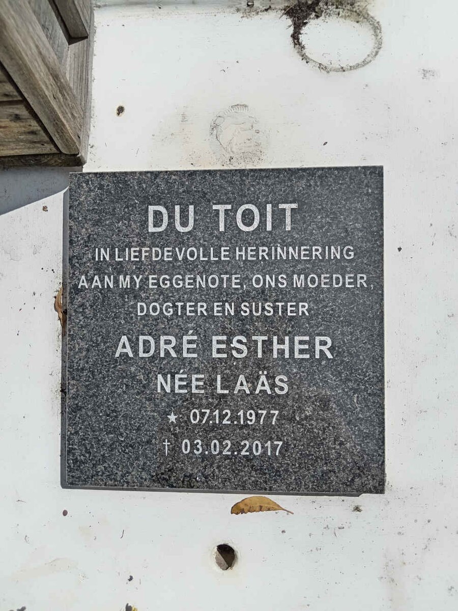 TOIT Adre Esther, du nee LAAS 1977-2017
