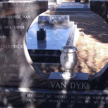 D - Vanne :: Surnames - D