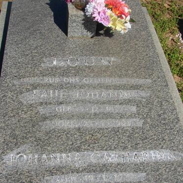 LOUW Paul Johannes 1892-1983 & Johanna Catharina 1910-1989