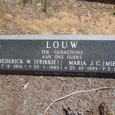 LOUW Frederick W. 1901-1983 & Maria J.C. 1893-1986