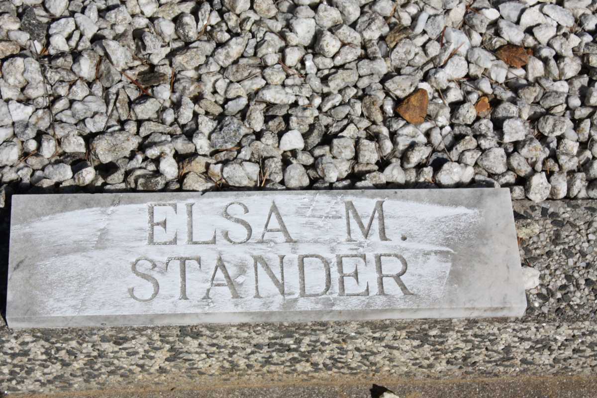STANDER Elsa M.