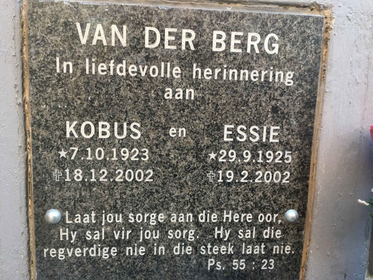 BERG Kobus, van der 1923-2002 &amp; Essie 1925-2002