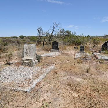 Western Cape, PIKETBERG district, Velddrif, Woesteheuvel 121, Soutkloof, farm cemetery