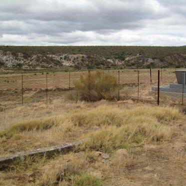 Western Cape, PIKETBERG district, Eendekuil, Tweekuilen 44, farm cemetery