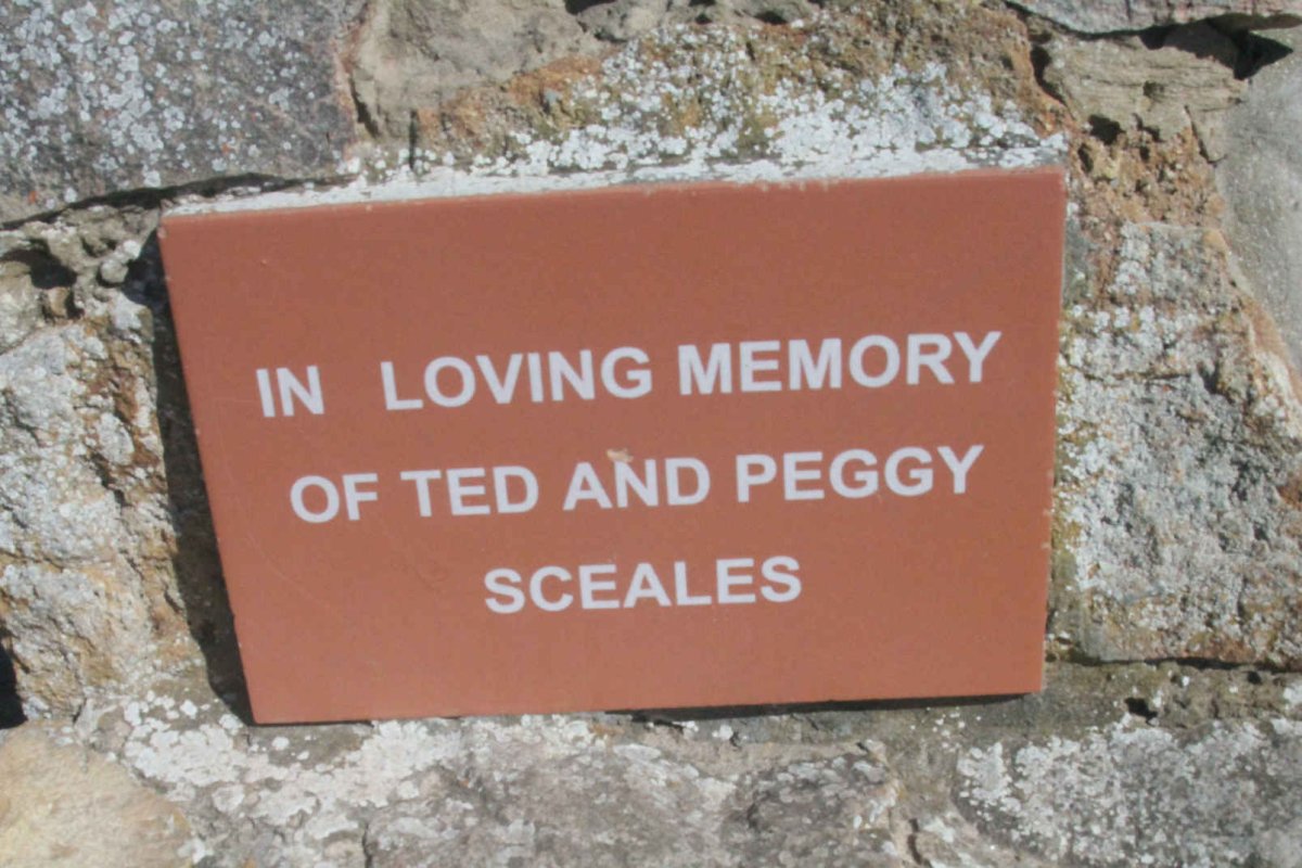 SCEALES Ted &amp; Peggy