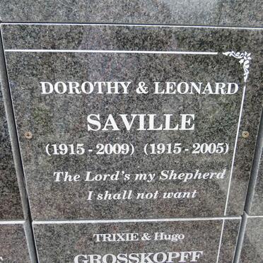 SAVILLE Leonard 1915-2005 & Dorothy 1915-2009