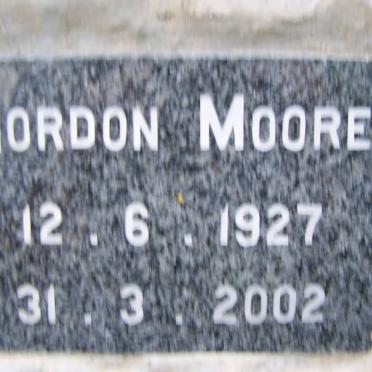 MOORE Gordon 1927-2002