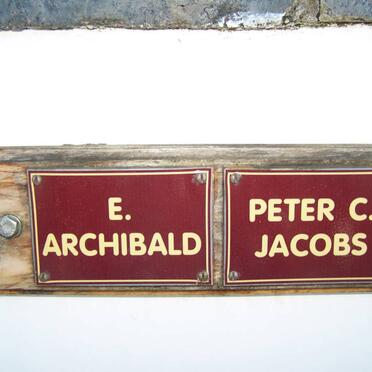 ARCHIBALD E. :: JACOBS Peter C.