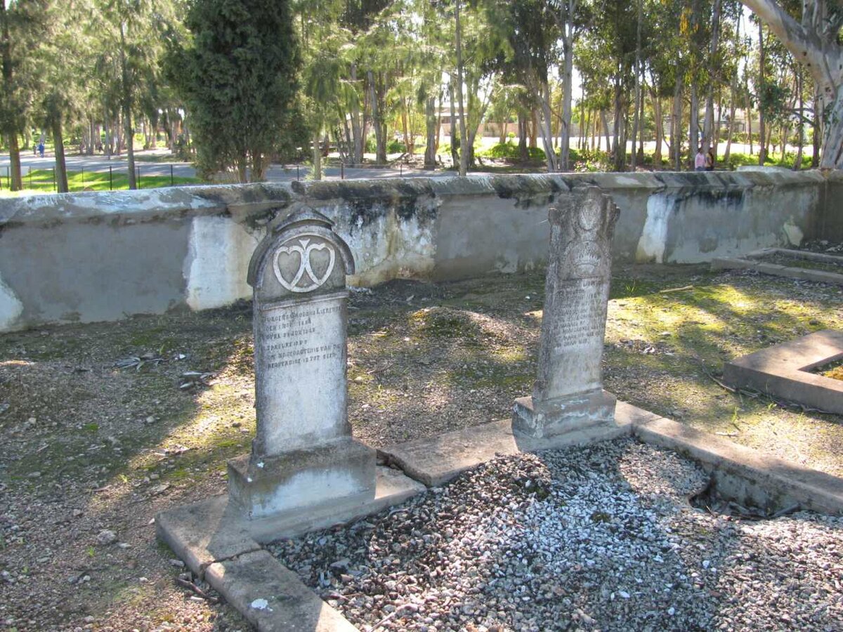 LIEBENBERG Helena S. nee MOUTON 1869-1935 :: LIEBENBERG Jurgens Jacobus 1884-1943