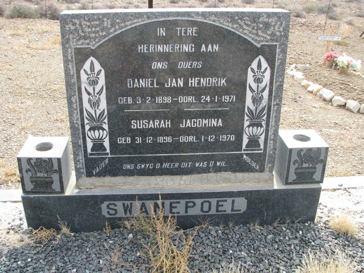 SWANEPOEL Daniel Jan Hendrik 1898-1971 &amp; Susarah Jacomina 1896-1970