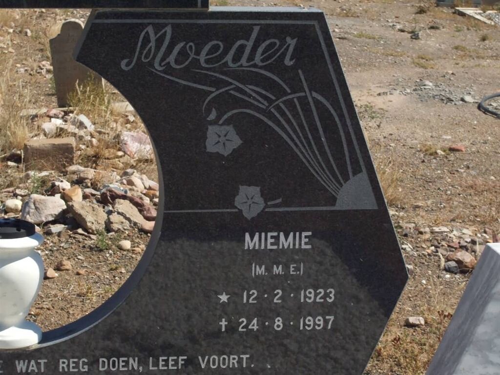 FOURIE M.M.E. 1923-1997