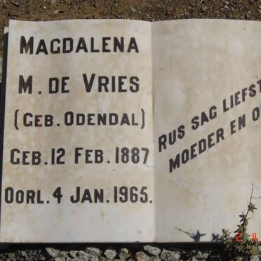 VRIES Magdalena M. de nee ODENDAL 1887-1965