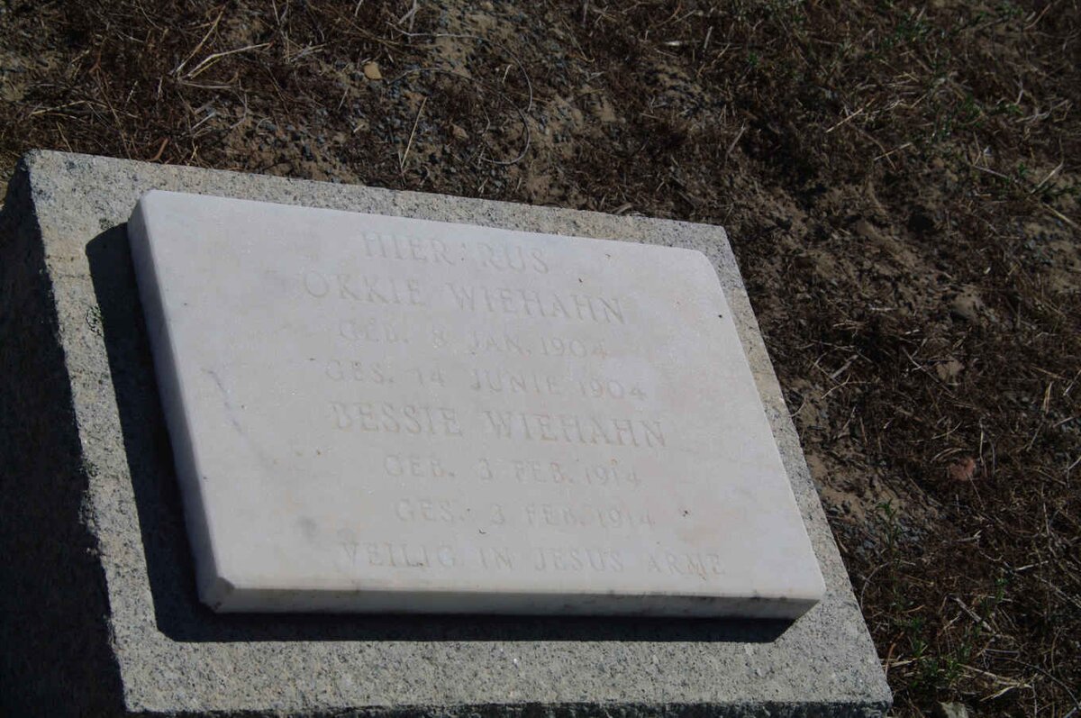 WIEHAHN Okkie 1904-1904 :: WIEHAHN Bessie 1914-1914