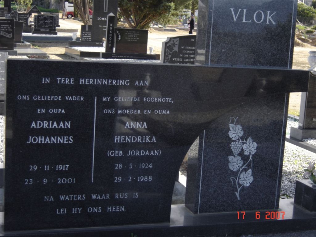 VLOK Adriaan Johannes 1917-2001 &amp; Anna Hendrika JORDAAN 1924-1988