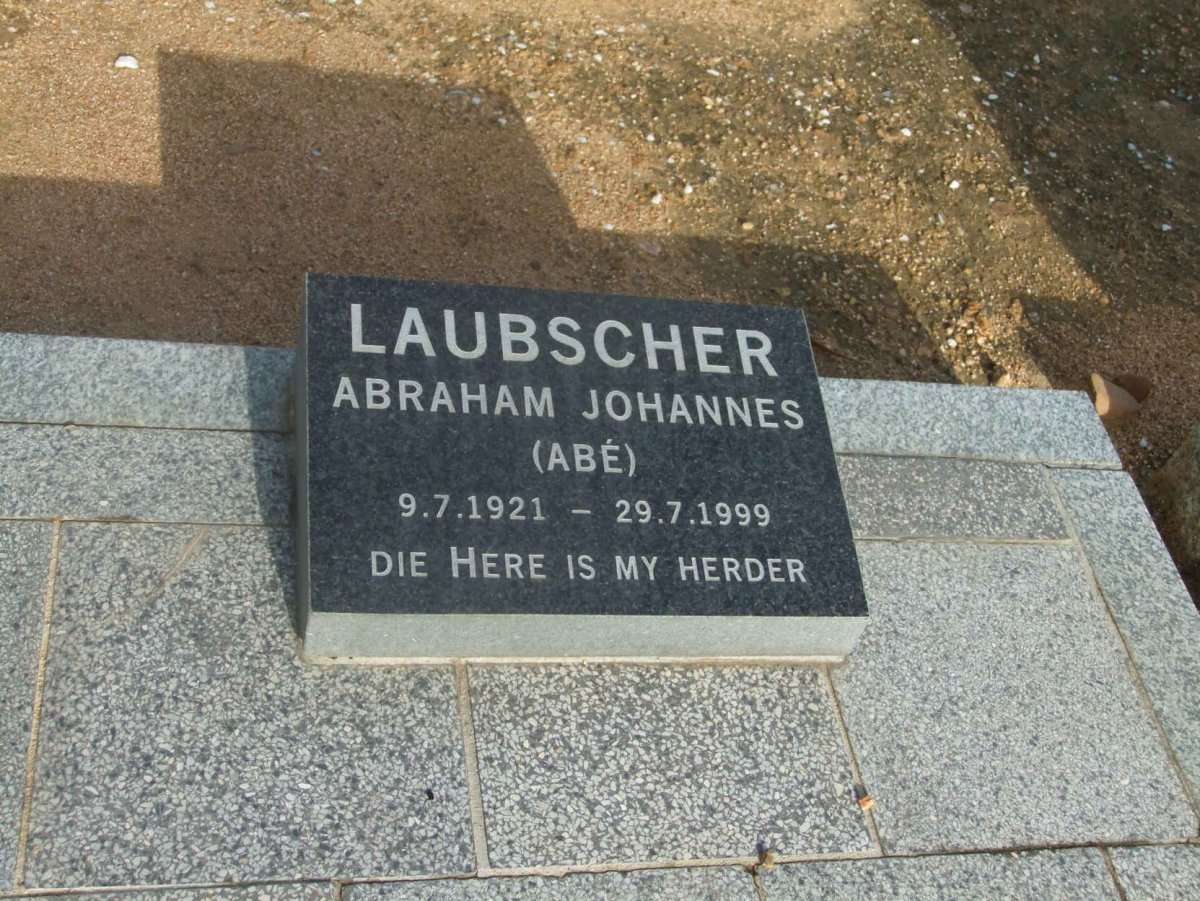 LAUBSCHER Abraham Johannes 1921-1999