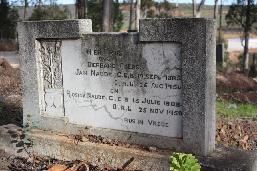 NAUDE Jan 1885-1956 &amp; Rosina 1888-1950