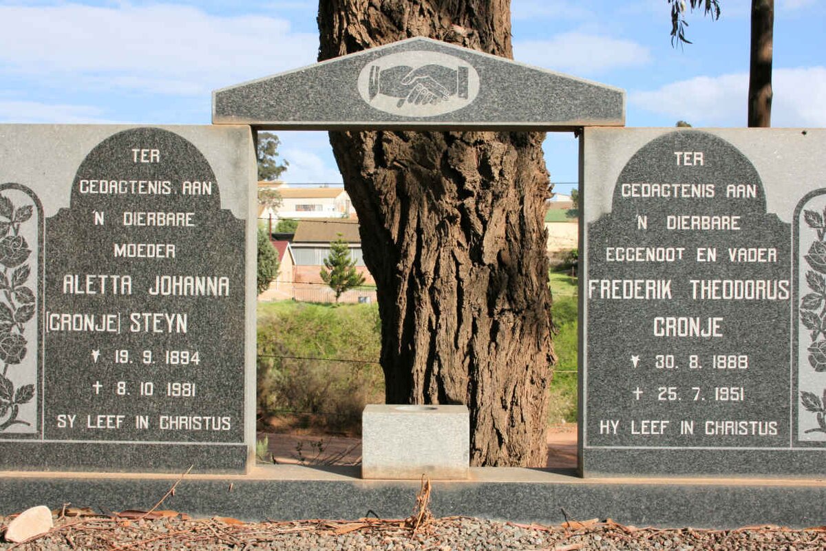 CRONJE Frederik Theodorus 1888-1951 &amp; Aletta Johanna STEYN voorheen CRONJE 1894-1981