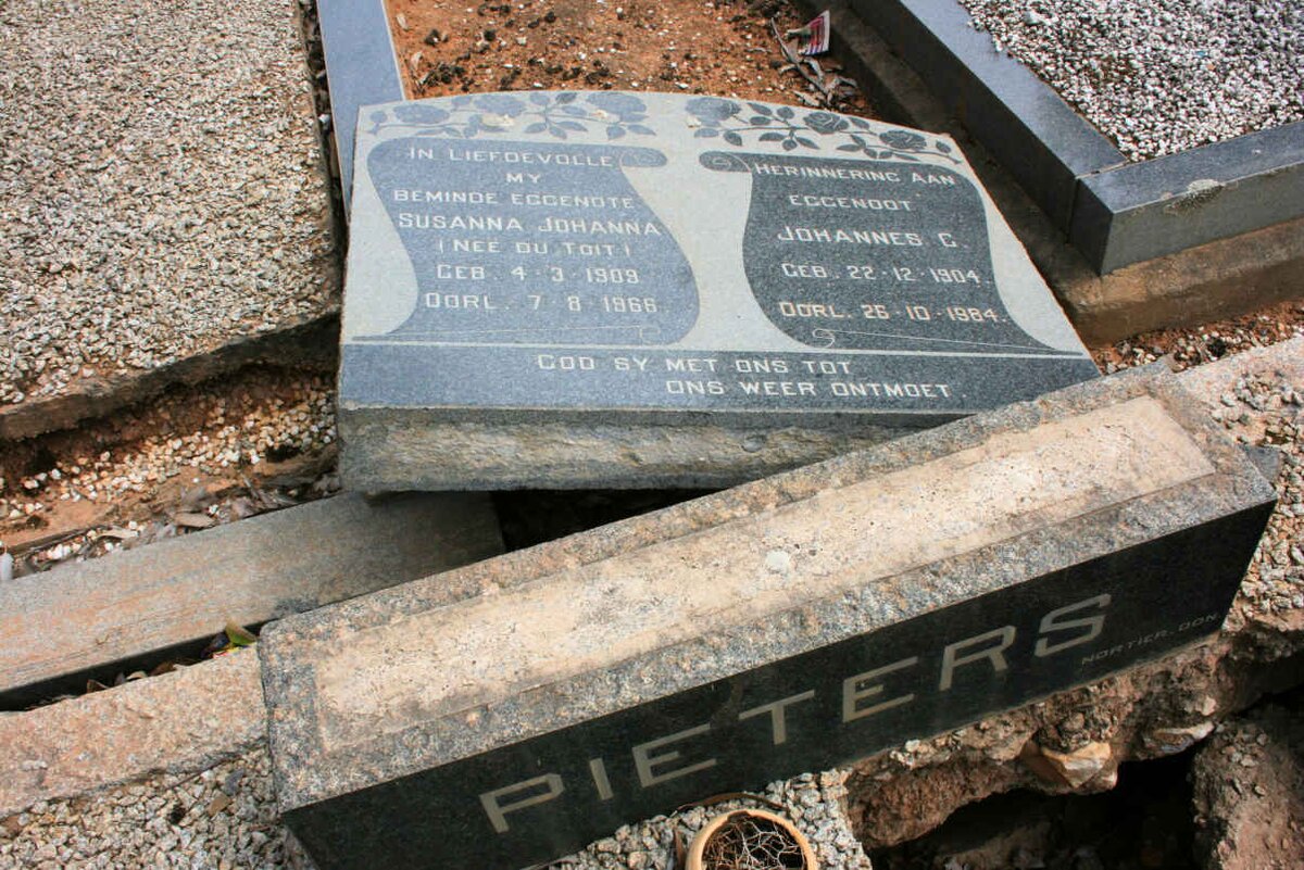 PIETERSE Johannes G. 1904-1984 &amp; Susanna Johanna DU TOIT 1909-1968