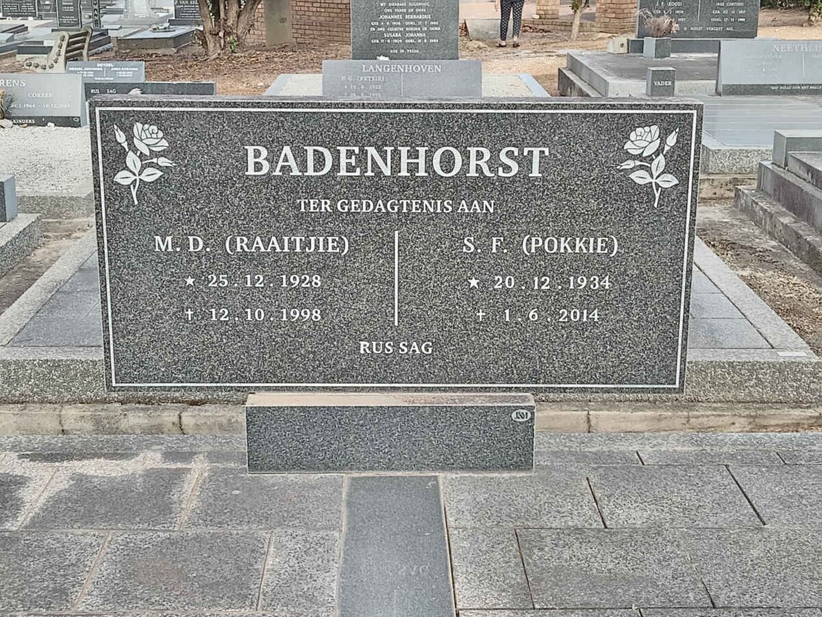 BADENHORST M.D. 1928-1998 & S.F. 1934-2014