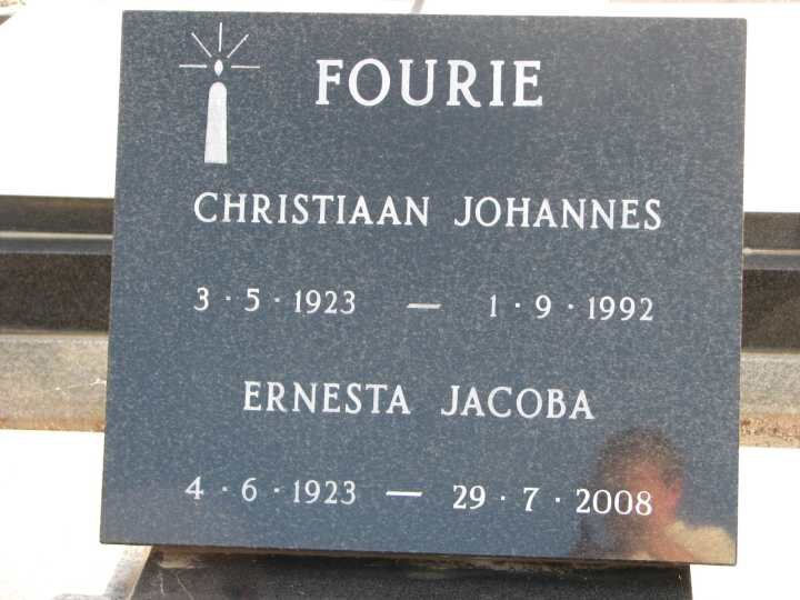 FOURIE Christiaan Johannes 1923-1992 &amp; Ernesta Jacoba 1923-2008
