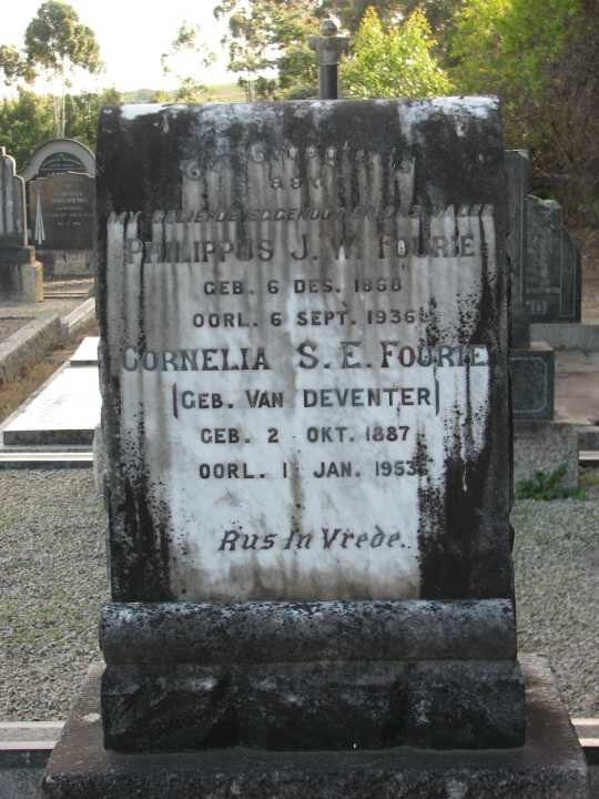 FOURIE Philippus J.W. 1868-1936 &amp; Cornelia S.E. VAN DEVENTER 1887-1953
