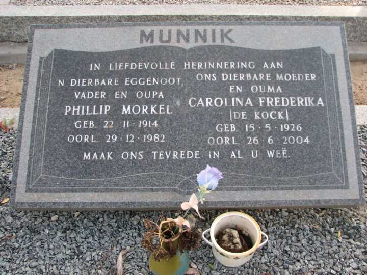 MUNNIK Phillip Morkel 1914-1982 &amp; Carolina Fredericka DE KOCK 1926-2004