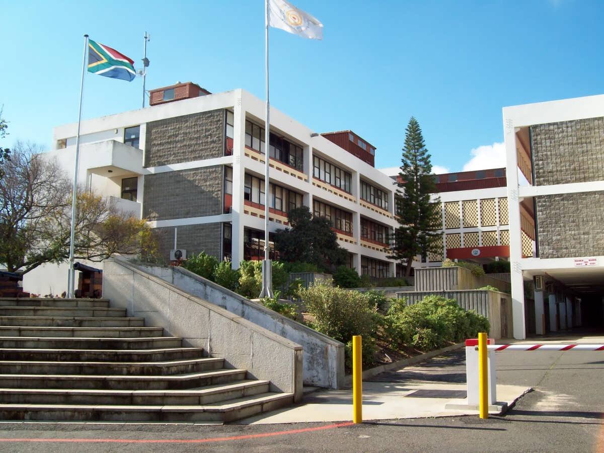 2. Elsenburg Agricultural College