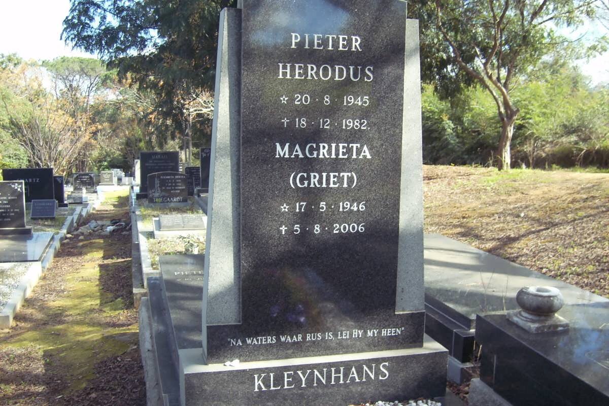 KLEYNHANS Pieter Herodus 1945-1982 &amp; Magrieta 1946-2006