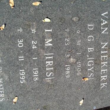 NIEKERK D.G.B. 1906-1989 &amp; I.M. 1918-1995