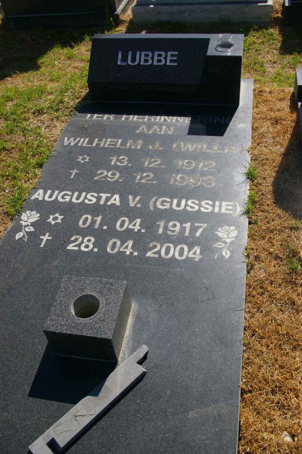 LUBBE Wilhelm J. 1912-1993 &amp; Augusta V. 1917-2004