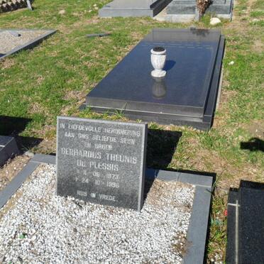 PLESSIS Gerhardus Theunis, du 1973-1996