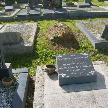 STEENKAMP Beatrix Maria Magdalena nee SIEBERHAGEN 1879-1971