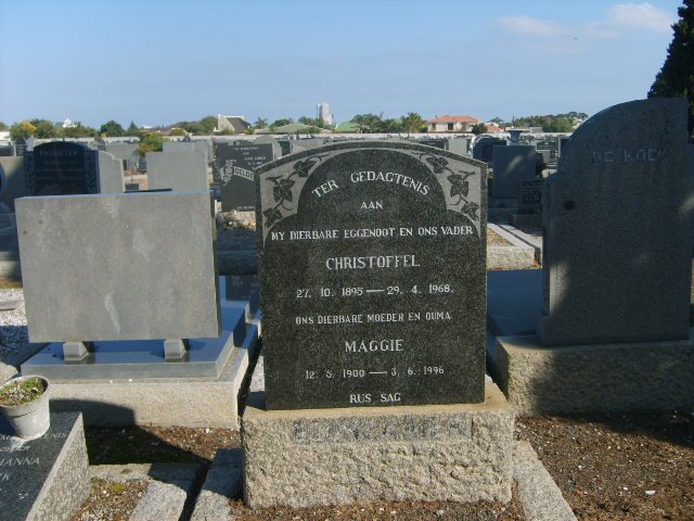 ? Christoffel 1895-1968 &amp; Maggie 1900-1996