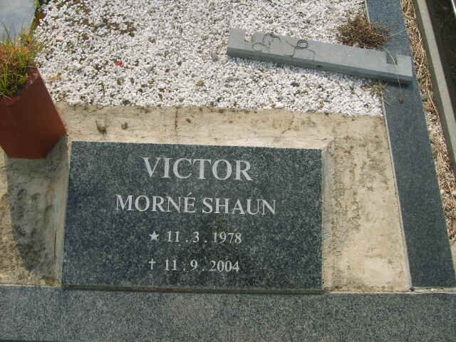 VICTOR Morné Shaun 1978-2004