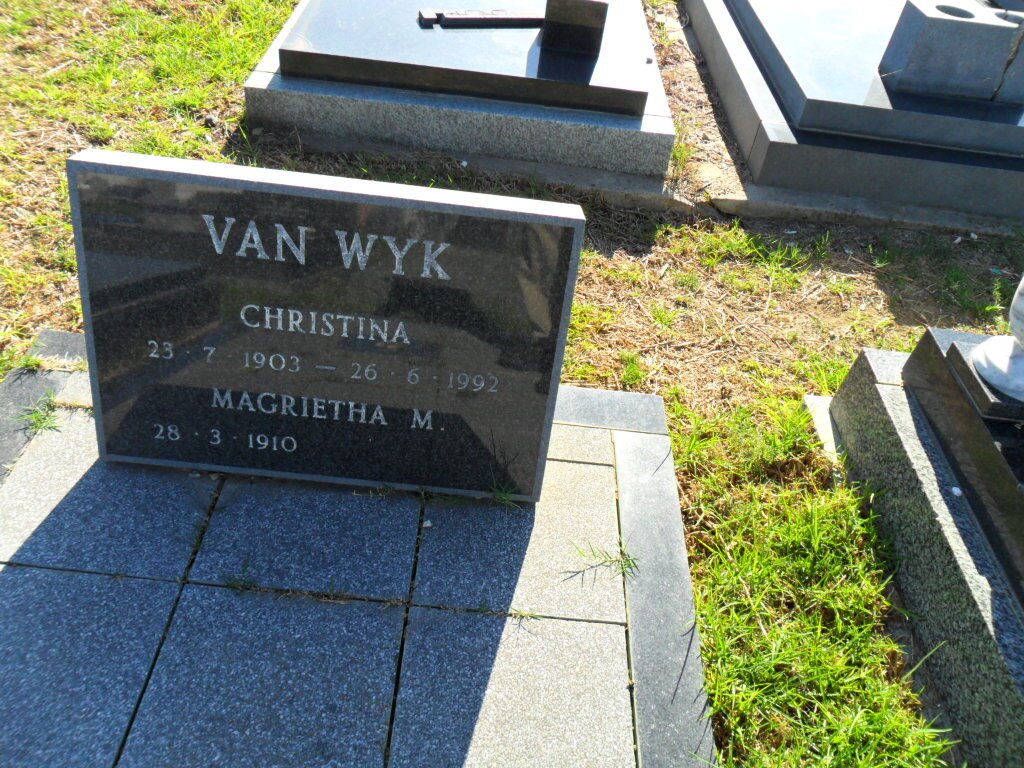 WYK Christina, van 1903-1992 :: VAN WYK Magrietha M. 1910-