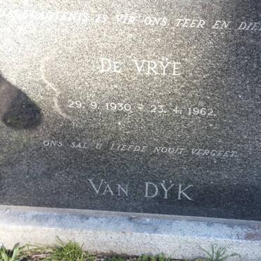 D - Vanne :: Surnames - D