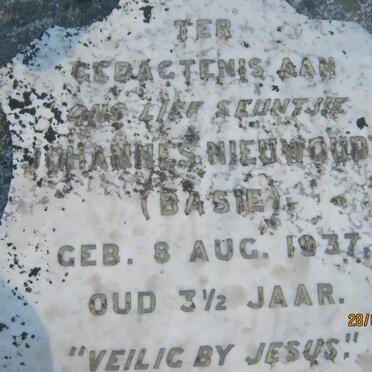 N - Vanne :: Surnames - N